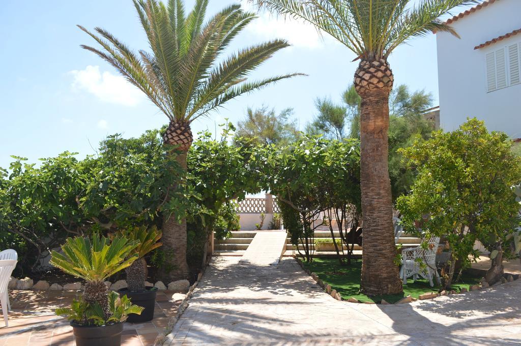 Villa Casa Mamma Es Cana Exterior foto